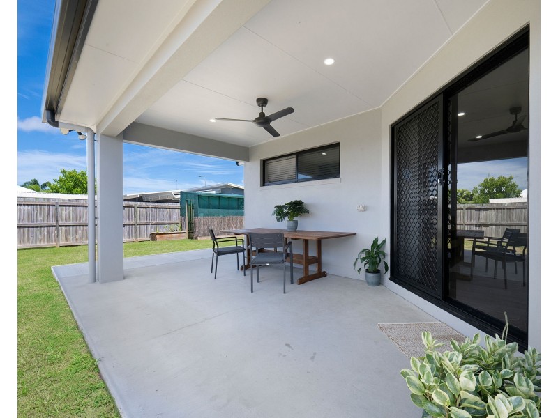 54 Beachwood Circuit, Bakers Creek QLD 4740