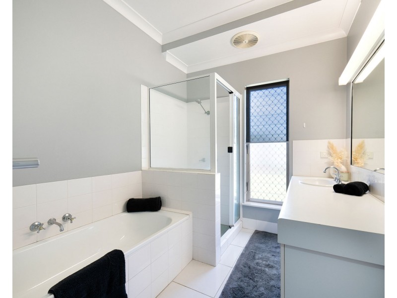10 Argyle Court, Beaconsfield QLD 4740