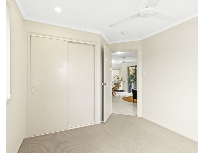 4 Porpoise Place, Andergrove QLD 4740