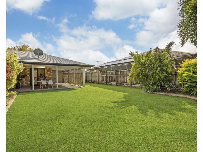 4 Porpoise Place, Andergrove QLD 4740