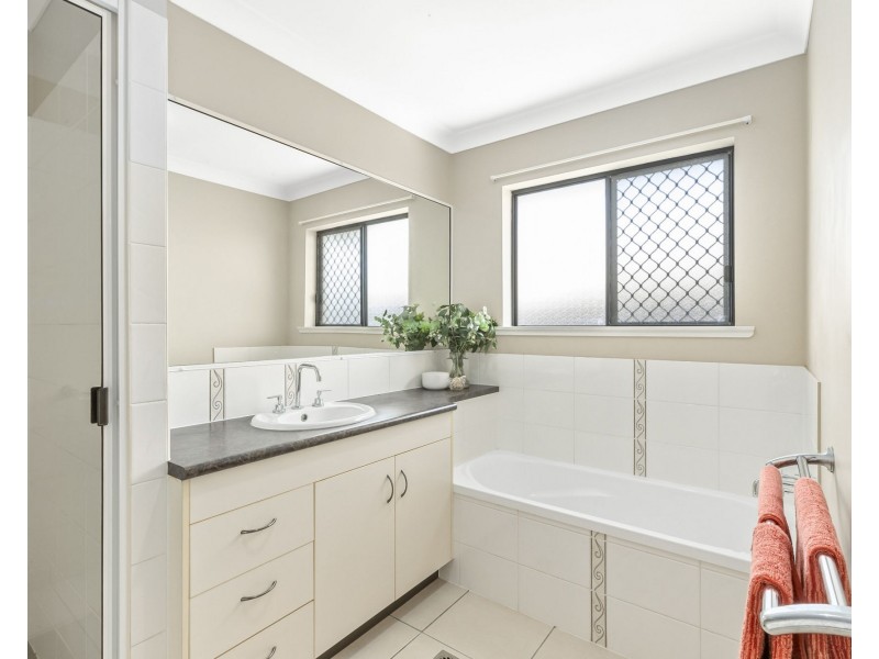 21 Sharp Street, Rural View QLD 4740