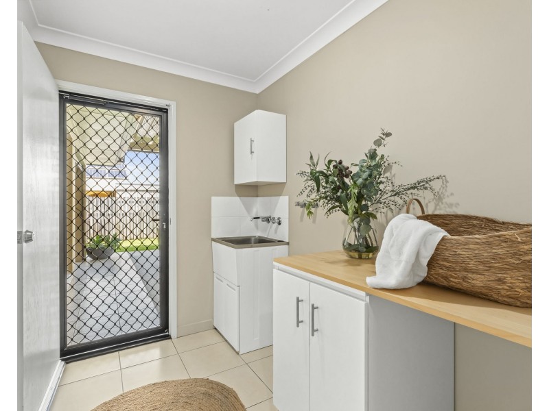 21 Sharp Street, Rural View QLD 4740