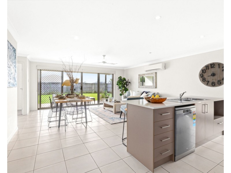 6 Parklane Crescent, Beaconsfield QLD 4740