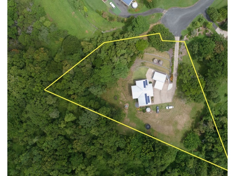 2 Bayview Drive, Habana QLD 4740