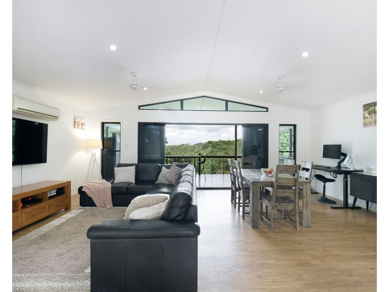 2 Bayview Drive, Habana QLD 4740