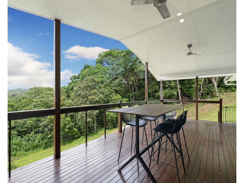 2 Bayview Drive, Habana QLD 4740