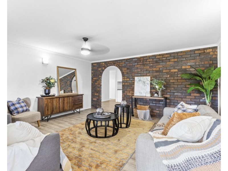 11 Karwin Drive, Andergrove QLD 4740