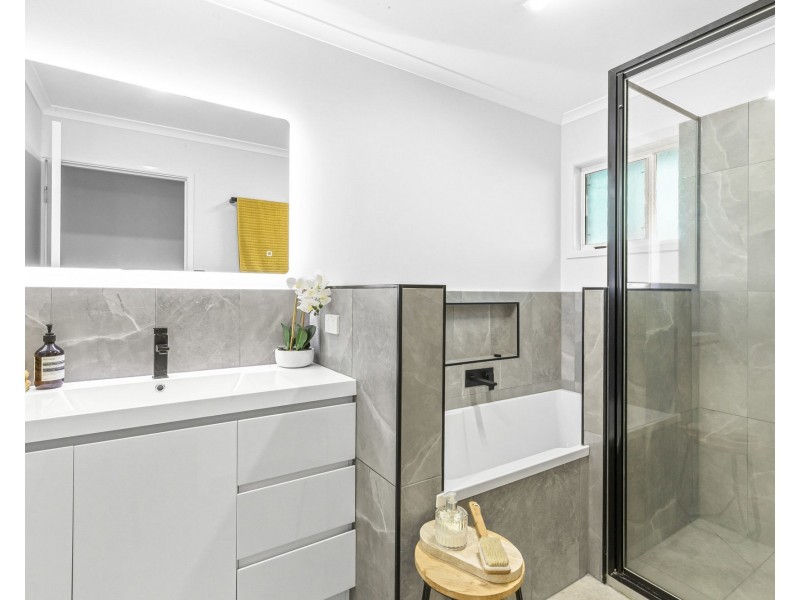 11 Karwin Drive, Andergrove QLD 4740