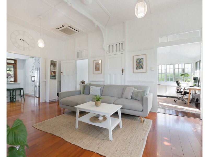 15 Taylor Street, West Mackay QLD 4740