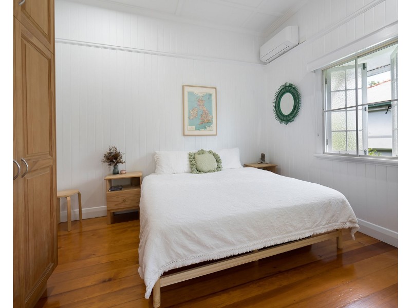 15 Taylor Street, West Mackay QLD 4740