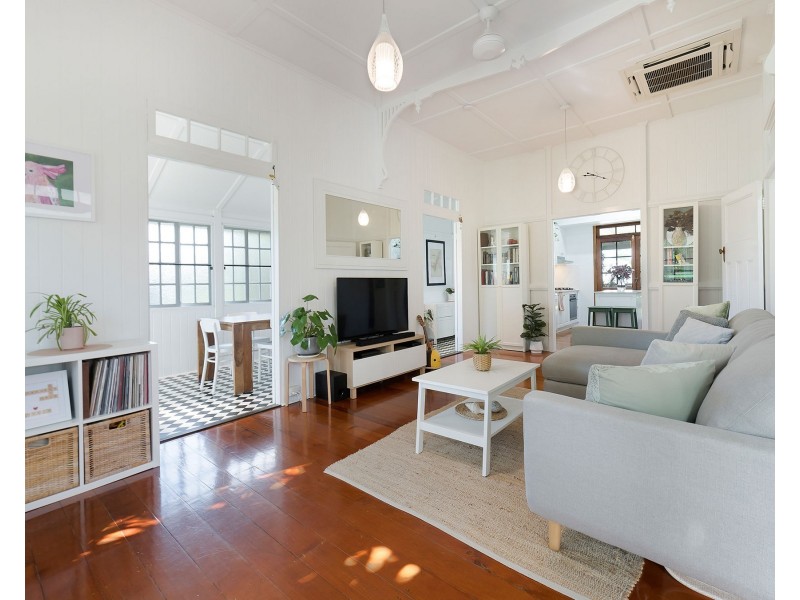 15 Taylor Street, West Mackay QLD 4740