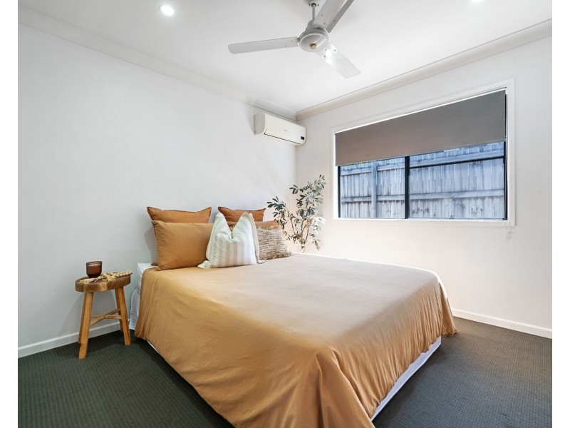 6 Jager Street, Rural View QLD 4740