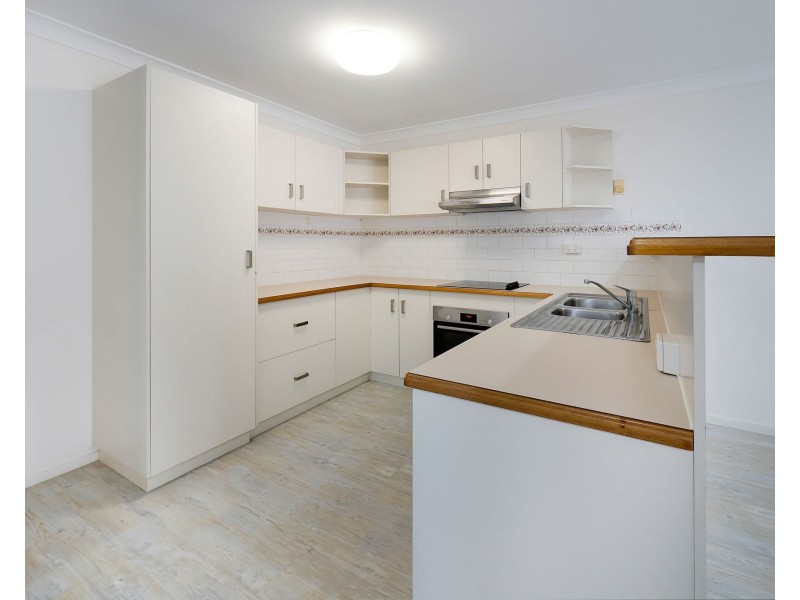 2/63 Shakespeare Street, East Mackay QLD 4740