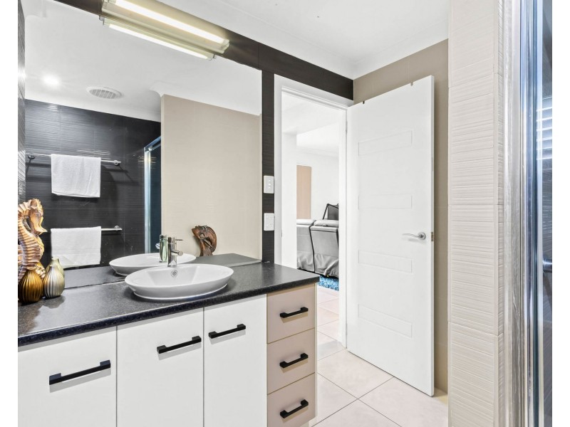 21 Wilcox Street, Eimeo QLD 4740