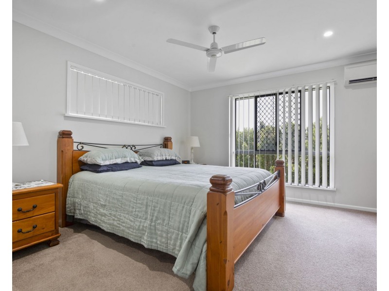 6 Sunset Place, Eimeo QLD 4740