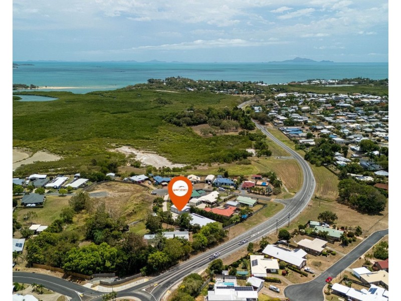 6 Sunset Place, Eimeo QLD 4740