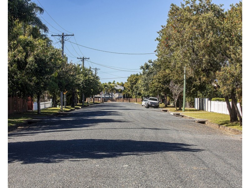 13 Beaton Street, West Mackay QLD 4740