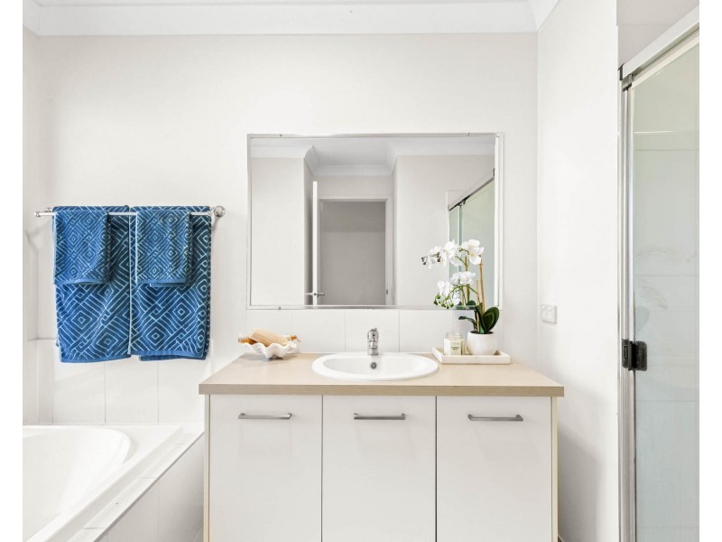 7 Parklane Crescent, Beaconsfield QLD 4740