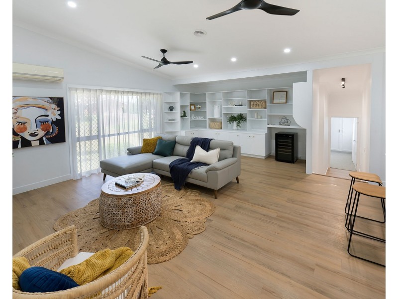 10 City View Court, Mount Pleasant QLD 4740