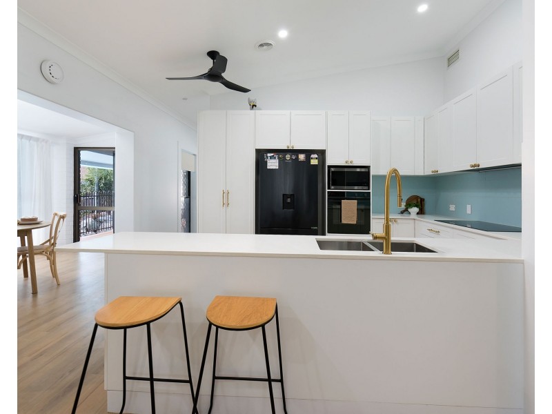 10 City View Court, Mount Pleasant QLD 4740