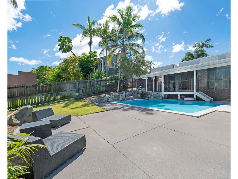 10 City View Court, Mount Pleasant QLD 4740