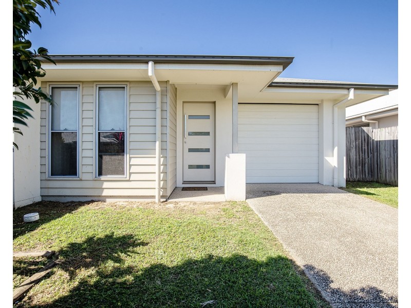 11B Westaway Crescent, Andergrove QLD 4740