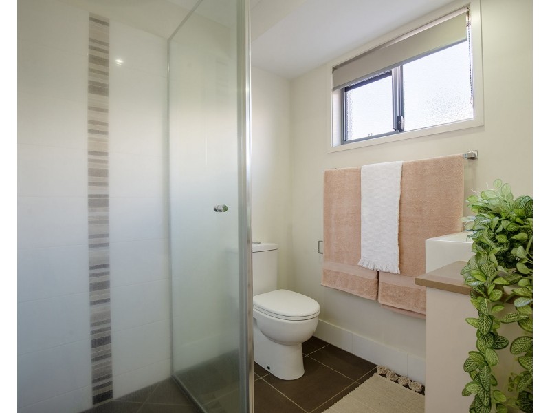 11B Westaway Crescent, Andergrove QLD 4740