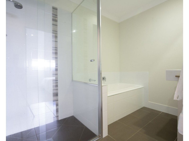 11B Westaway Crescent, Andergrove QLD 4740