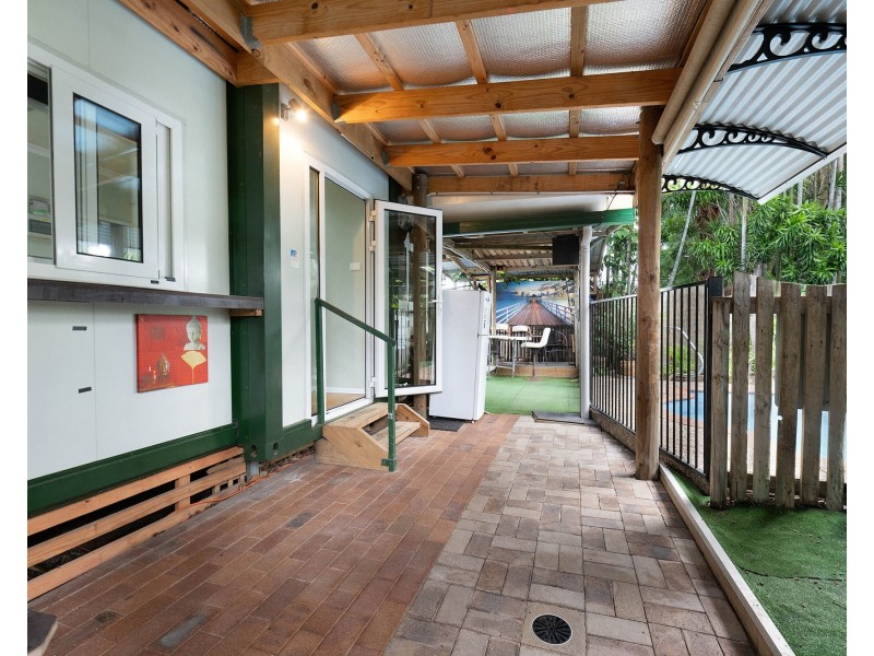 11 Perry Street, West Mackay QLD 4740