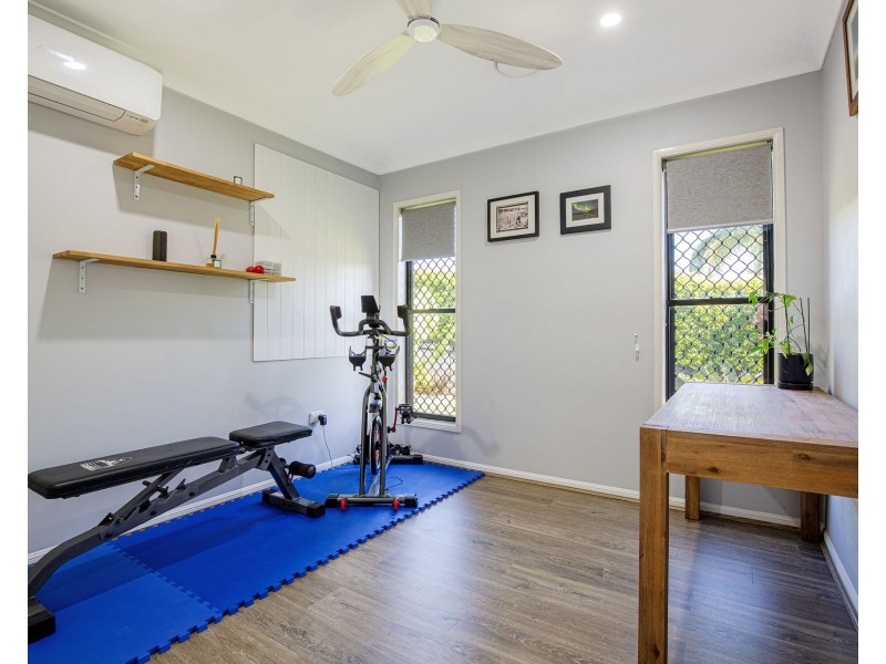 18 Bonsai Court, Glenella QLD 4740