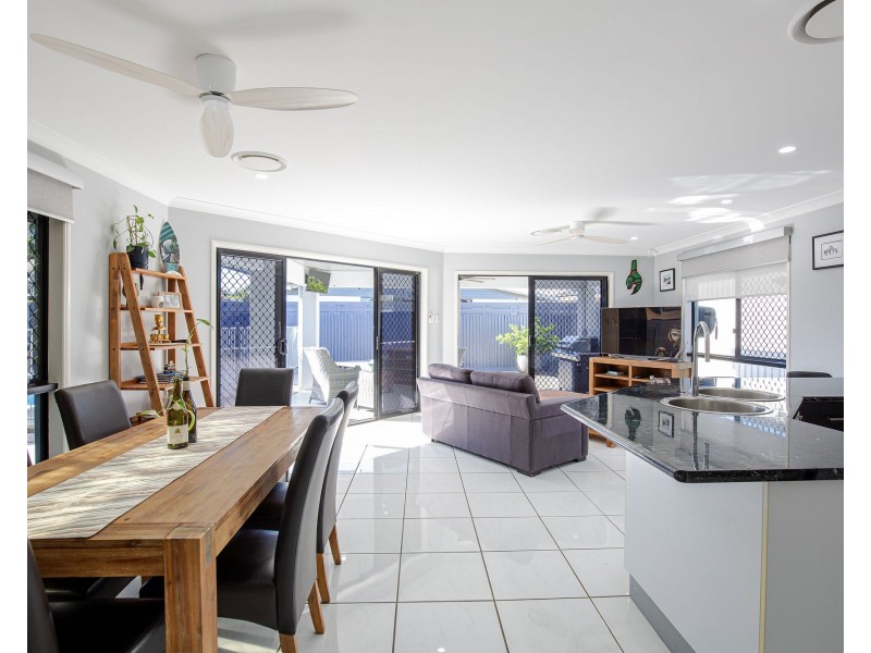 18 Bonsai Court, Glenella QLD 4740