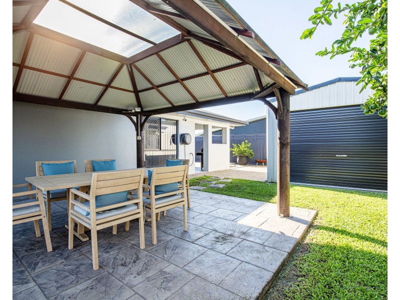 18 Bonsai Court, Glenella QLD 4740
