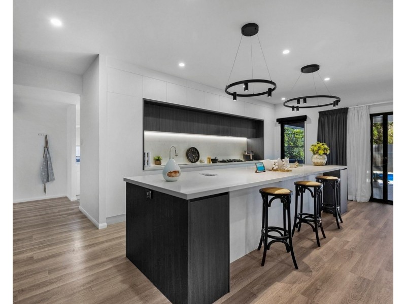 17 Parkedge Avenue, Richmond QLD 4740