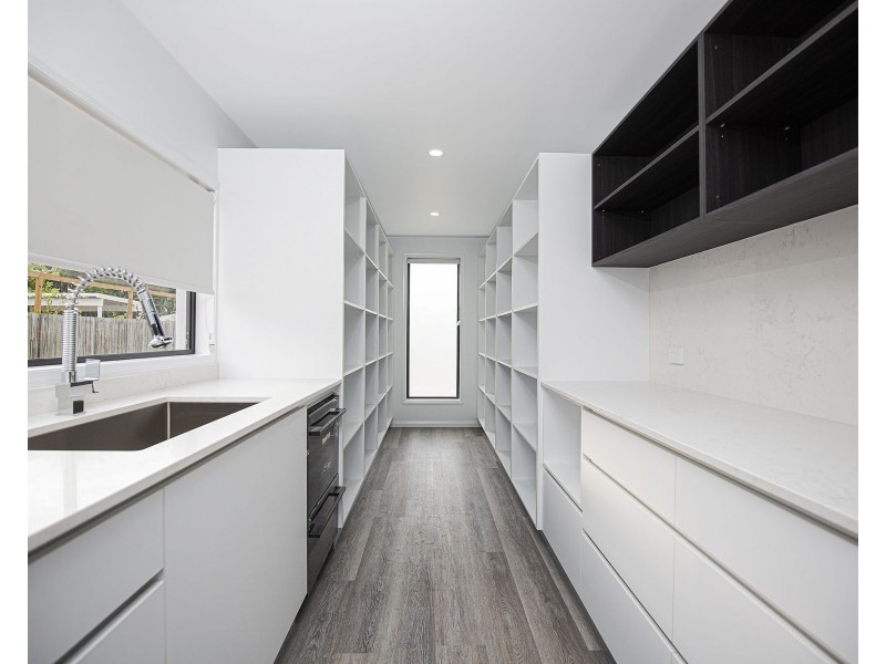 17 Parkedge Avenue, Richmond QLD 4740