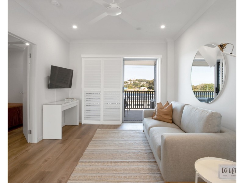 8/10 Michigan Way, Andergrove QLD 4740