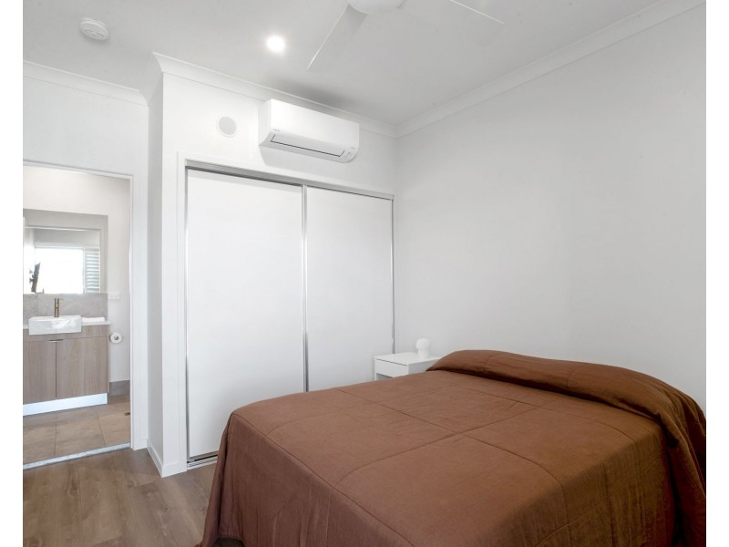 8/10 Michigan Way, Andergrove QLD 4740