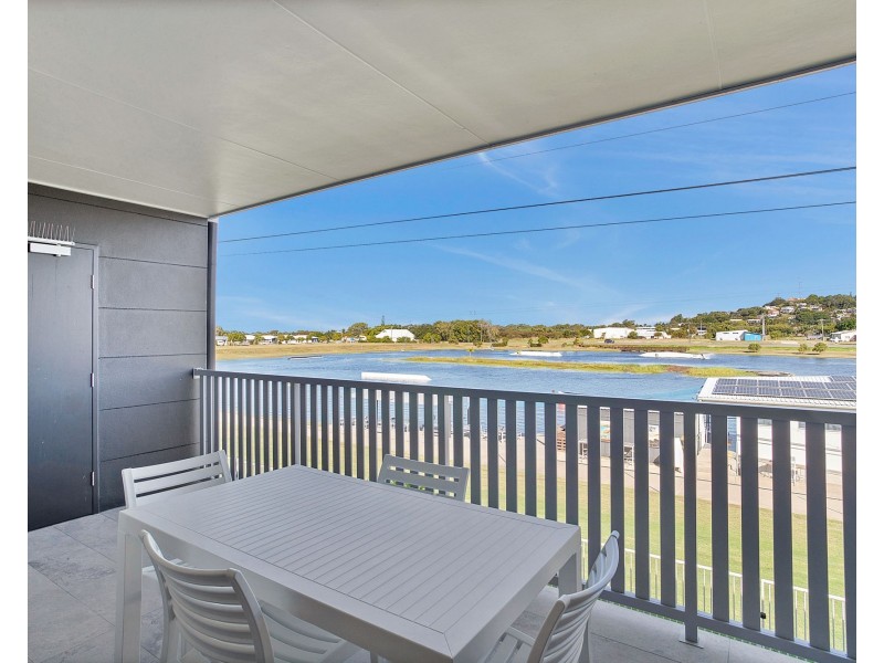 8/10 Michigan Way, Andergrove QLD 4740