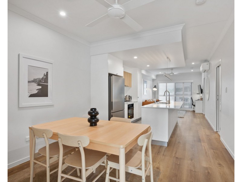 4/10 Michigan Way, Andergrove QLD 4740