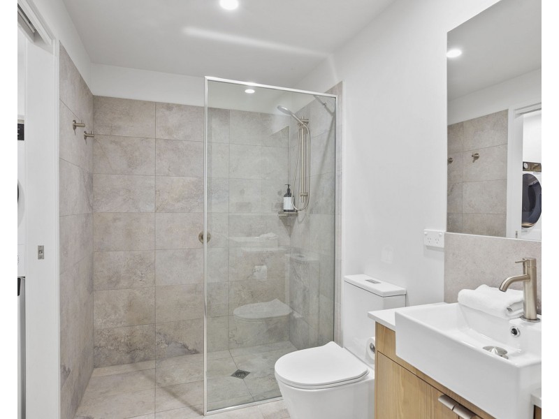 4/10 Michigan Way, Andergrove QLD 4740