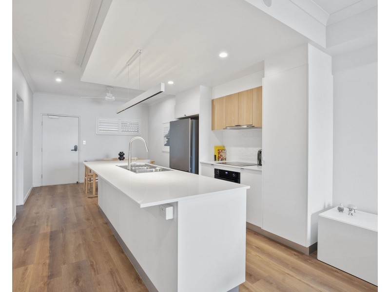 4/10 Michigan Way, Andergrove QLD 4740