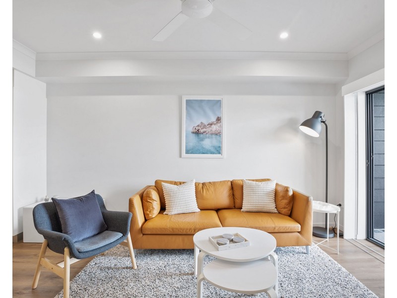 4/10 Michigan Way, Andergrove QLD 4740