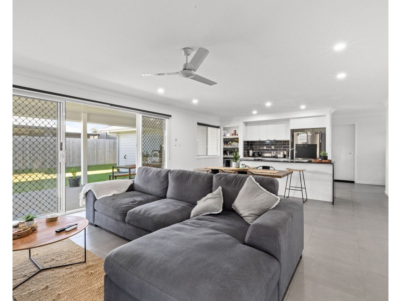 9 Devereux Street, Rural View QLD 4740