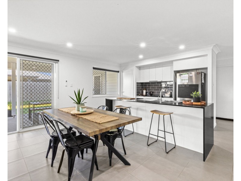 9 Devereux Street, Rural View QLD 4740