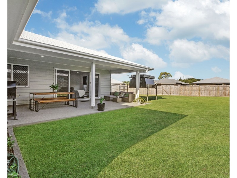 9 Devereux Street, Rural View QLD 4740