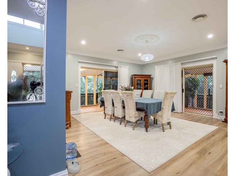 6 Panorama Court, Rural View QLD 4740