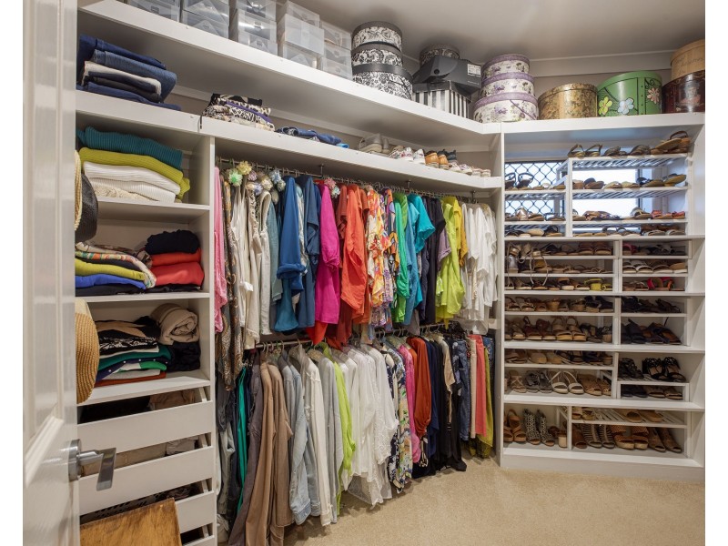 6 Panorama Court, Rural View QLD 4740