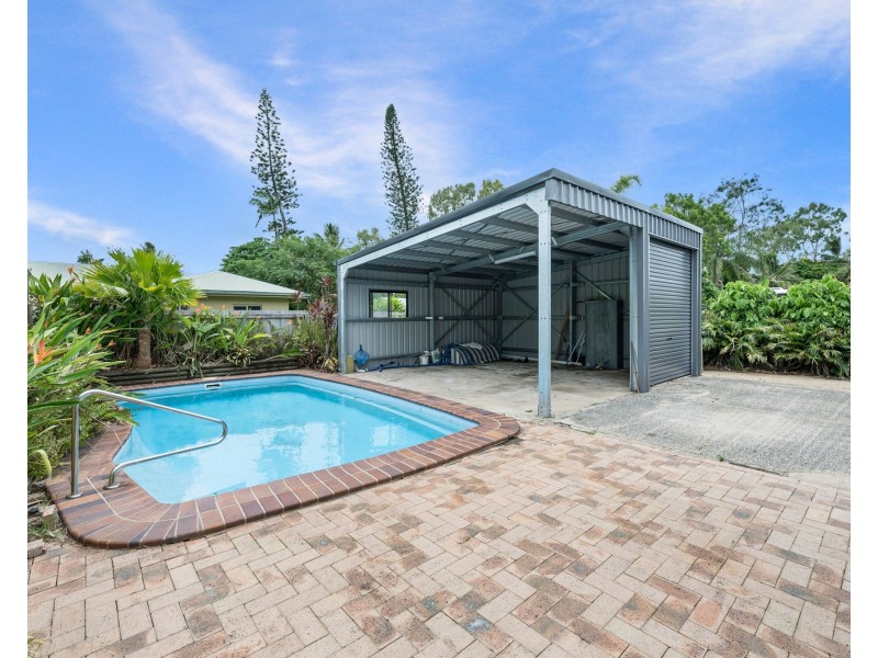 8 Gladstone Street, Eimeo QLD 4740