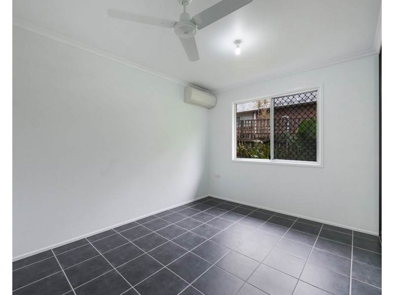 8 Gladstone Street, Eimeo QLD 4740
