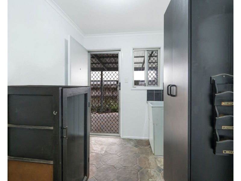 8 Gladstone Street, Eimeo QLD 4740