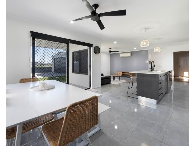 49 Makybe Diva Drive, Ooralea QLD 4740